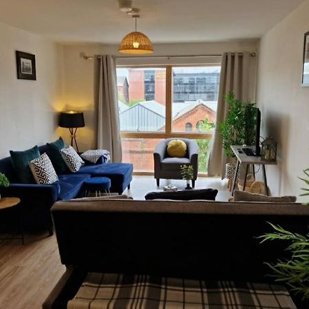 Modern Apartment, Sleeps 6, Belfast City Centre المظهر الخارجي الصورة